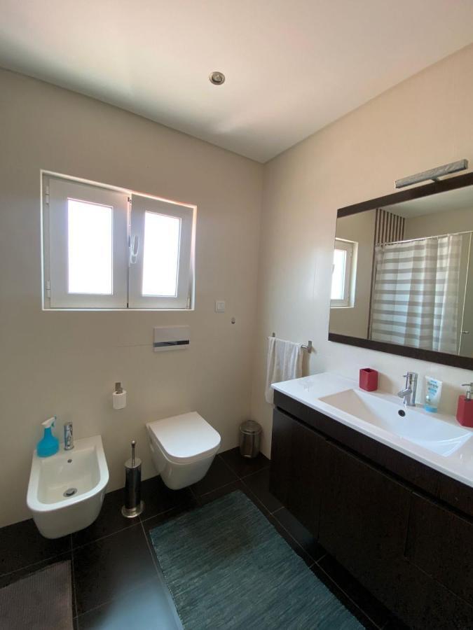 Hotel Arthouse Surf Ericeira Esterno foto