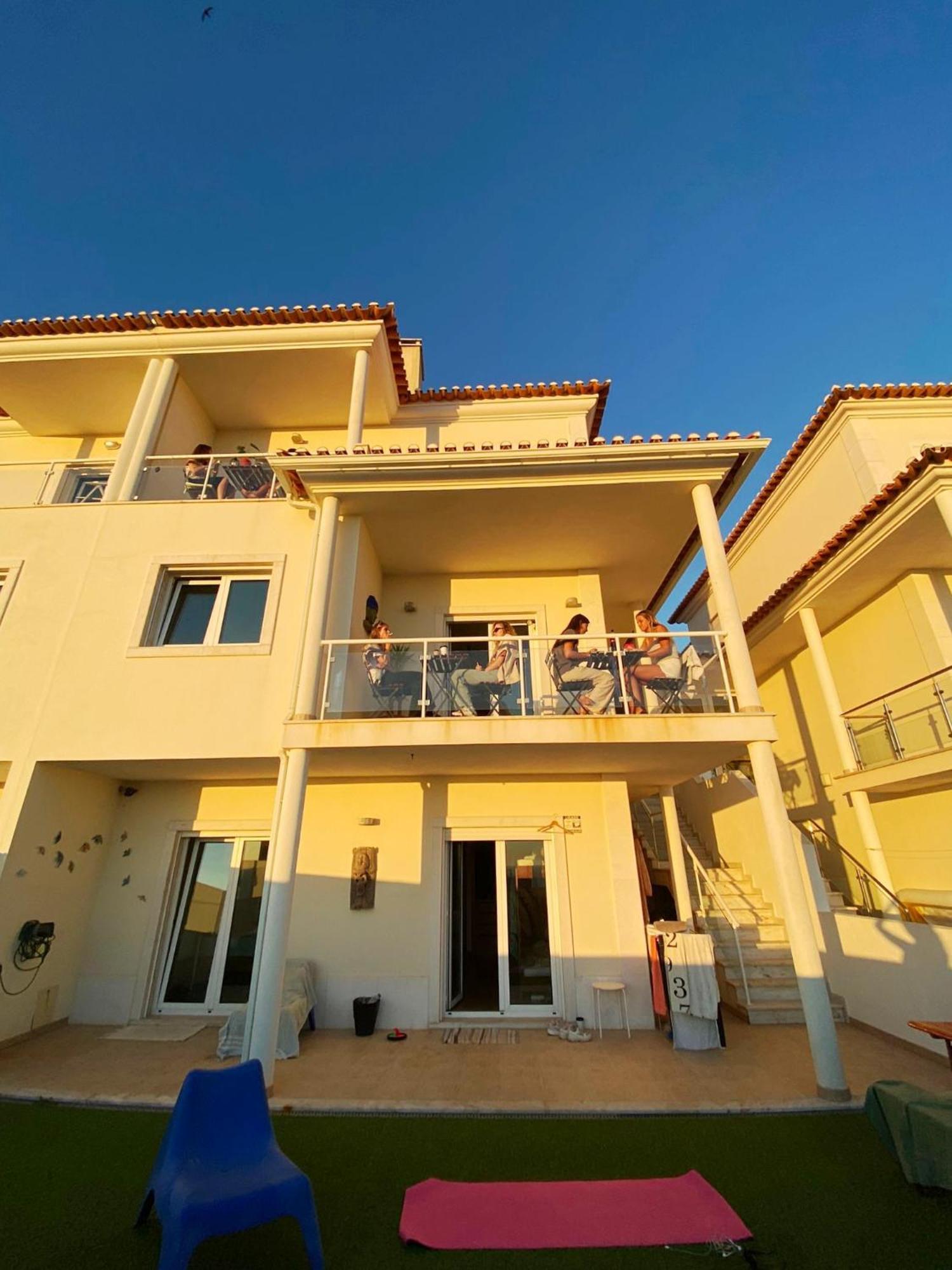 Hotel Arthouse Surf Ericeira Esterno foto